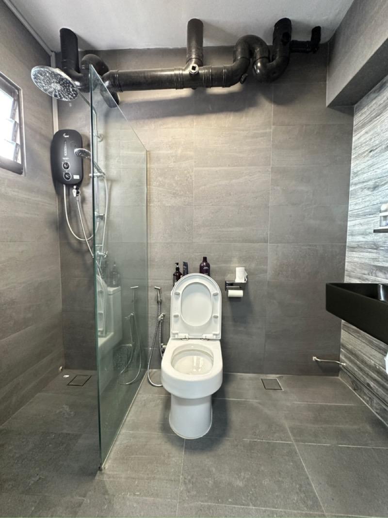 633 Jurong West Street 65 HDB Apartment For Sale, $699,999, 3 Bed 2 Bath 107 sqft $6,542.00 psf