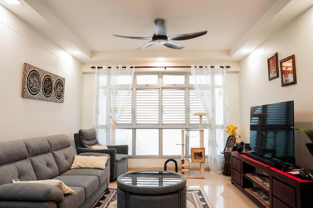 211D Compassvale Lane HDB Apartment For Sale, $650,000, 3 Bed 2 Bath 1,001 sqft $649.00 psf