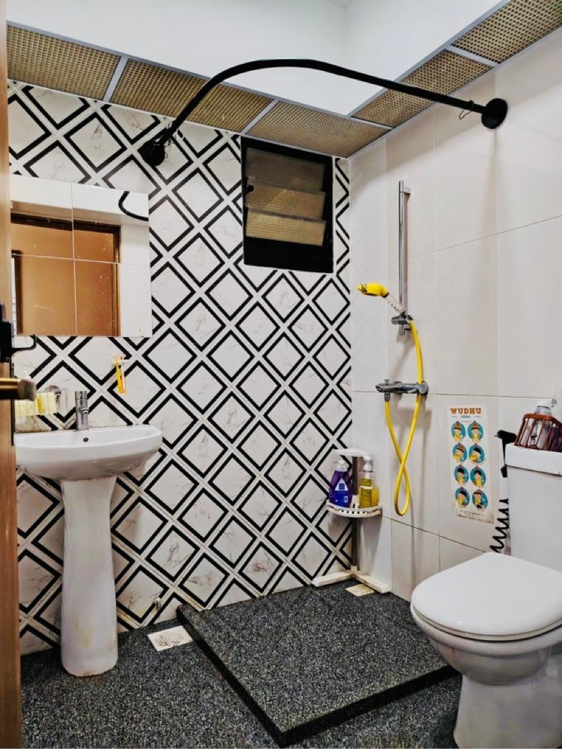 464A BUKIT BATOK WEST AVENUE 8 HDB Apartment For Sale, $650,000, 3 Bed 2 Bath 1,001 sqft $649.00 psf