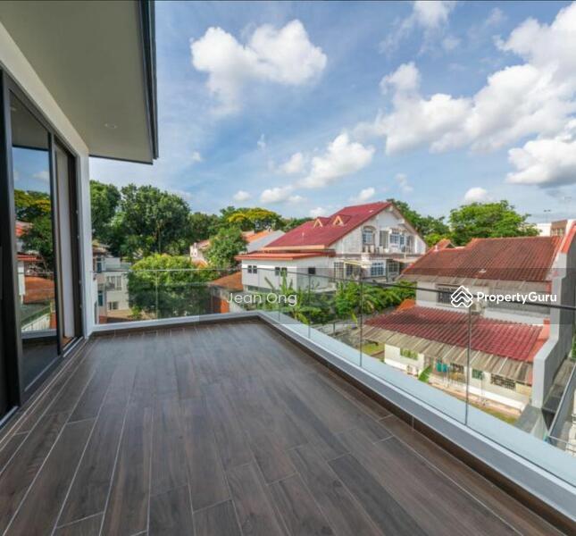 Bungalow for Sale, Exclusive! Call Jean 93571119 For Best Buy D10 Brand New Bungalow. Pool & Lift, SGD 13,880,000 | 999-year lease