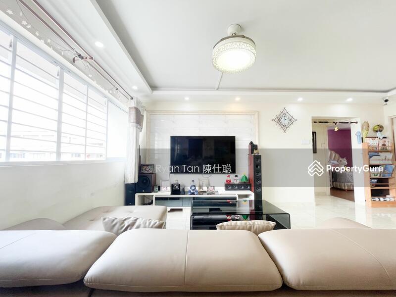 HDB Flat for Sale: Yishun, D27, 760757