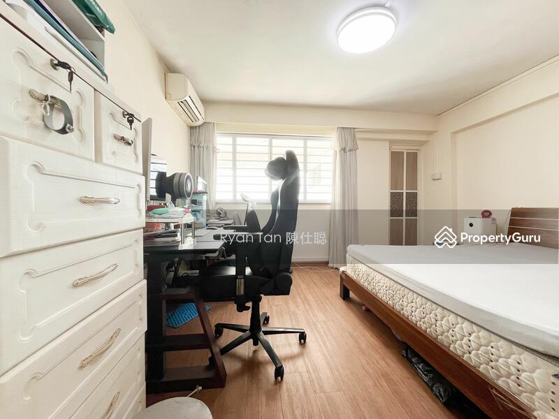 HDB Flat for Sale: Yishun, D27, 760757