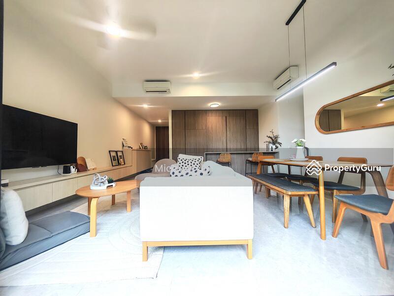 Prop-GPT: Condominium: D17  Parc Komo