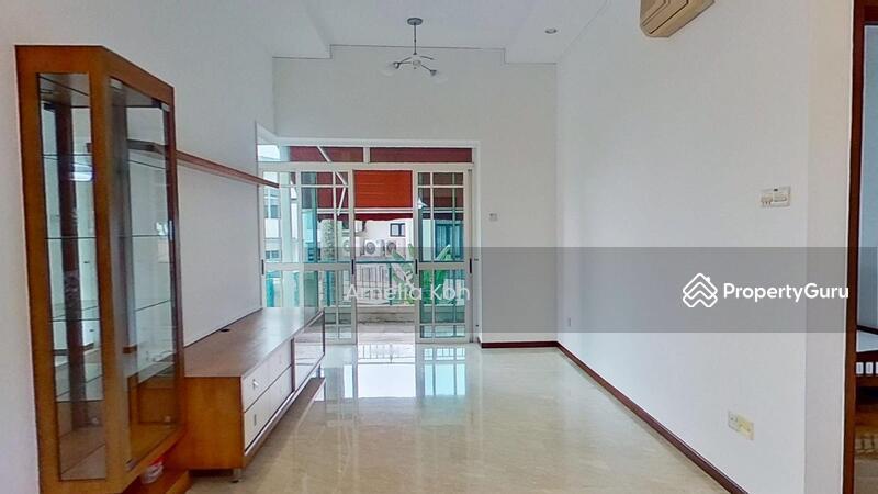 Prop-GPT: Condominium: D19  Casa Rosa