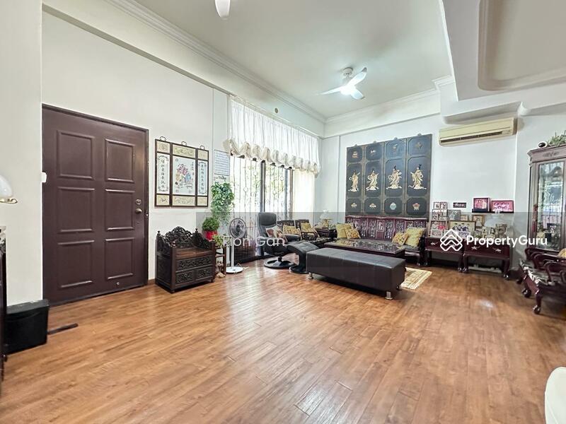 Corner Terrace for Sale, FREEHOLD Kovan Corner terrace, SGD 5,588,888 | Freehold