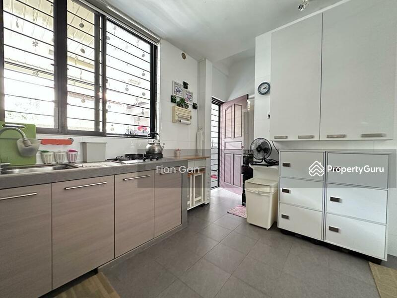 Corner Terrace for Sale, FREEHOLD Kovan Corner terrace, SGD 5,588,888 | Freehold