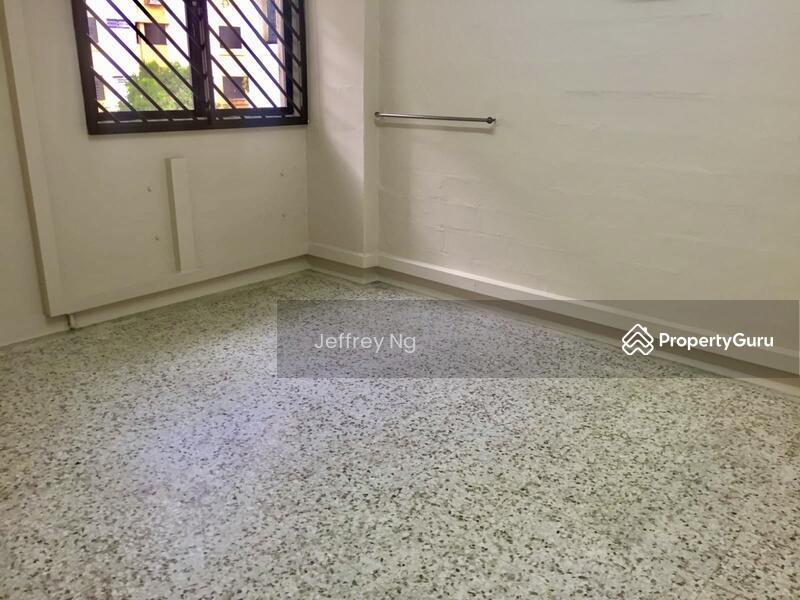 Prop-GPT: HDB Flat: D04  28 Telok Blangah Rise