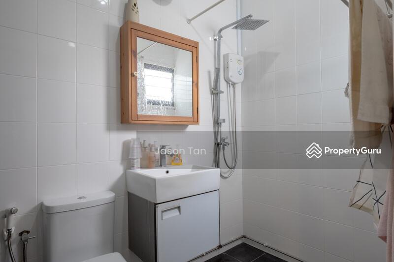 HDB Flat for Sale, 270 Yishun Street 22, SGD 440,000 | 99-year lease