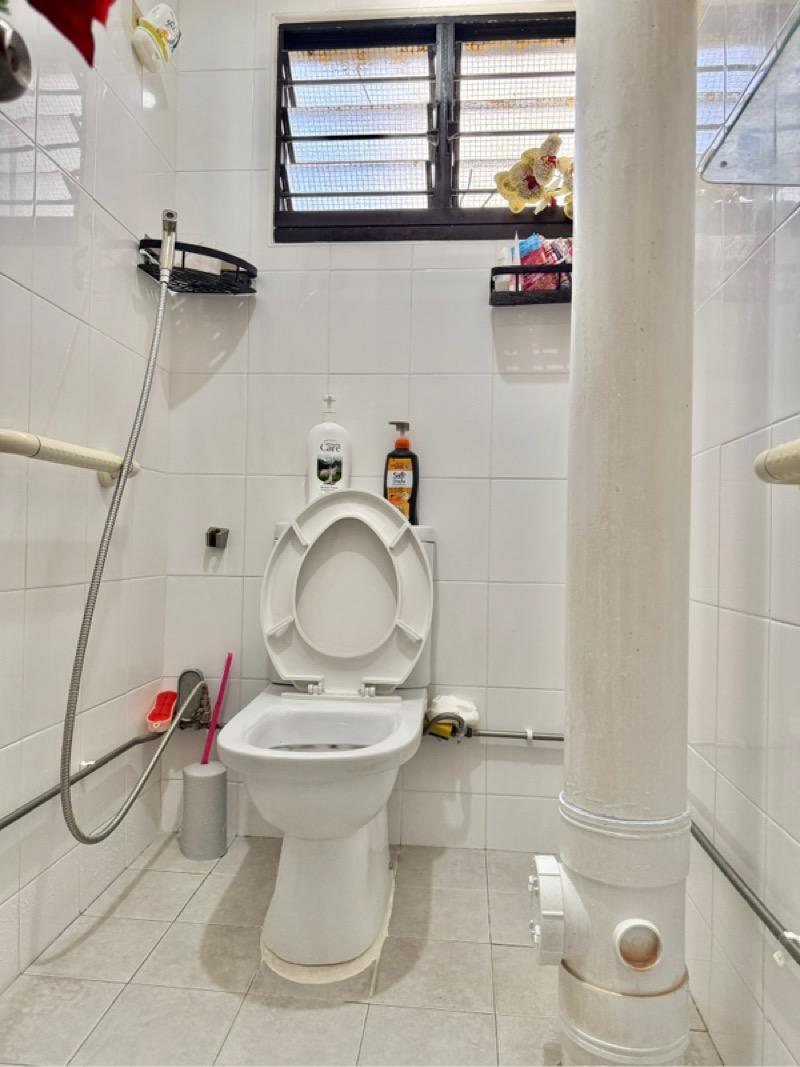 HDB Apartment for Sale, 762 Yishun Street 72 HDB Apartment For Sale, $508,888, 3 Bed 2 Bath 968 sqft $526.00 psf, SGD 508,888 | 99-year Leasehold