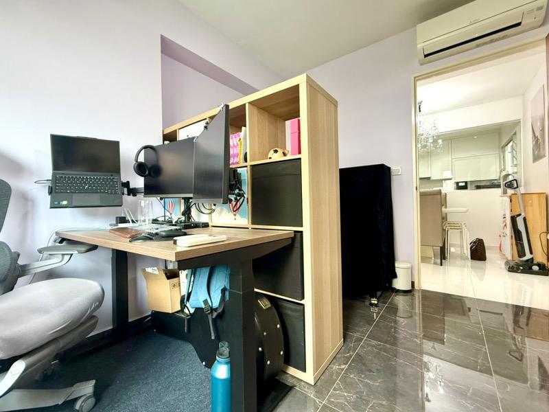 108A Canberra Walk HDB Apartment For Sale, $799,000, 3 Bed 2 Bath 1,216 sqft $657.00 psf