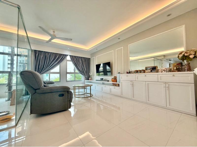 108A Canberra Walk HDB Apartment For Sale, $799,000, 3 Bed 2 Bath 1,216 sqft $657.00 psf