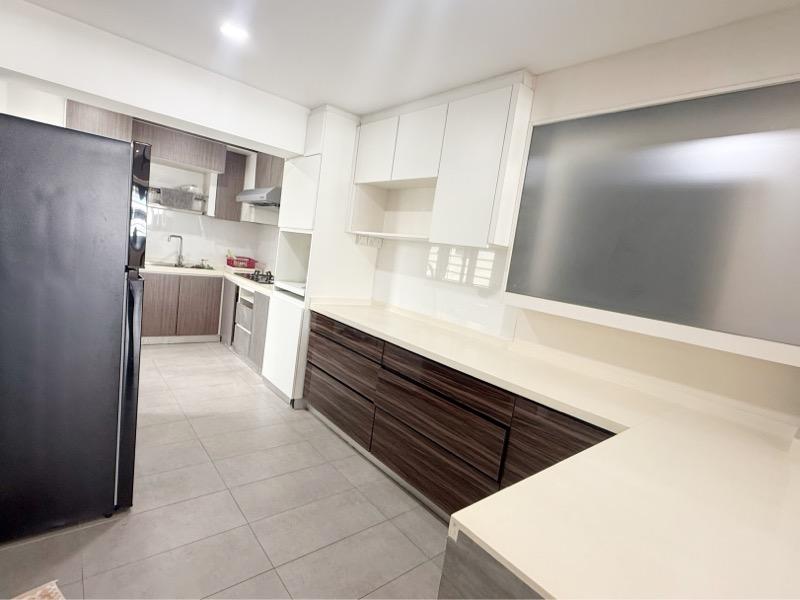 414 Commonwealth Avenue West HDB Apartment For Sale, $838,000, 3 Bed 2 Bath 1,345 sqft $623.00 psf