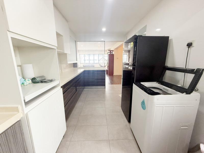 414 Commonwealth Avenue West HDB Apartment For Sale, $838,000, 3 Bed 2 Bath 1,345 sqft $623.00 psf