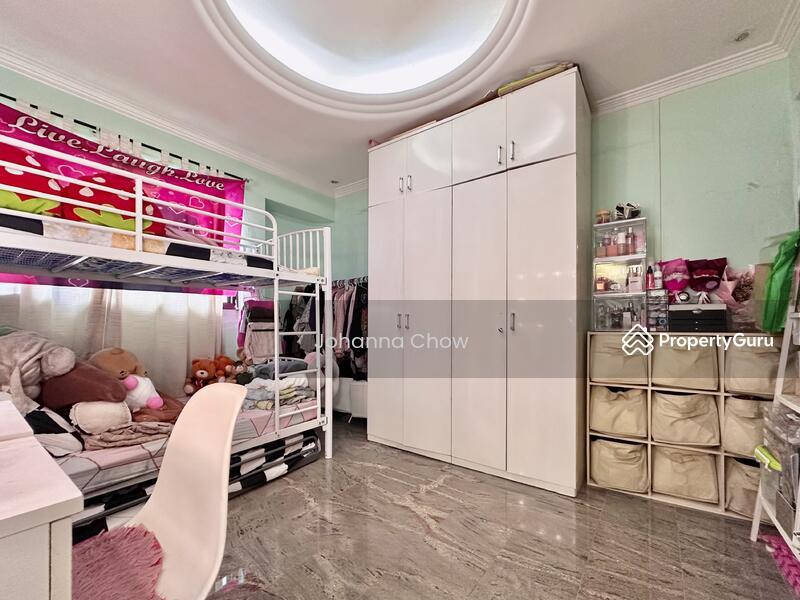 308 Hougang Avenue 5