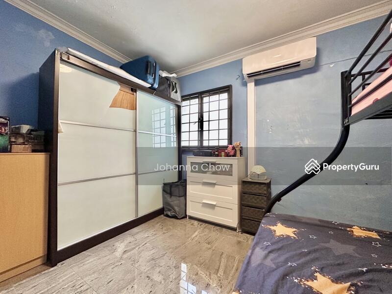 308 Hougang Avenue 5