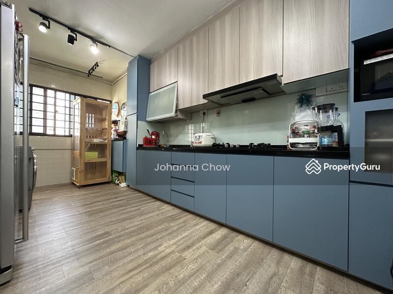 308 Hougang Avenue 5