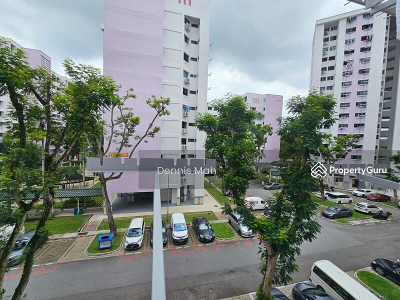 HDB Flat for Sale, 110 Yishun Ring Road, SGD 450,000 | 99-year lease