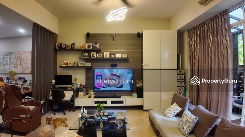 Prop-GPT: Terrace: D28  Luxus Hills