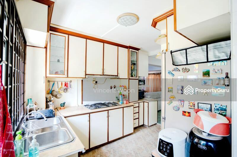 HDB Flat for Sale, 722 Tampines Street 72, SGD 830,000 | 99-year lease