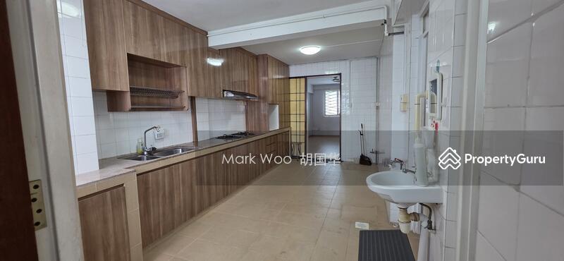 Prop-GPT: HDB Flat: D12  24 Bendemeer Road