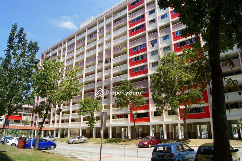 636 Hougang Avenue 8
