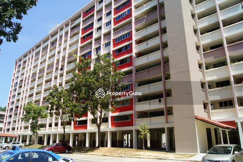 636 Hougang Avenue 8