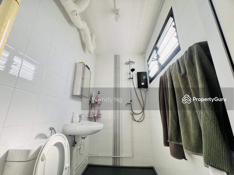 636 Hougang Avenue 8