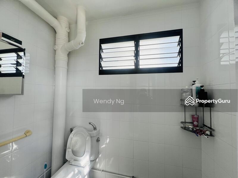 636 Hougang Avenue 8
