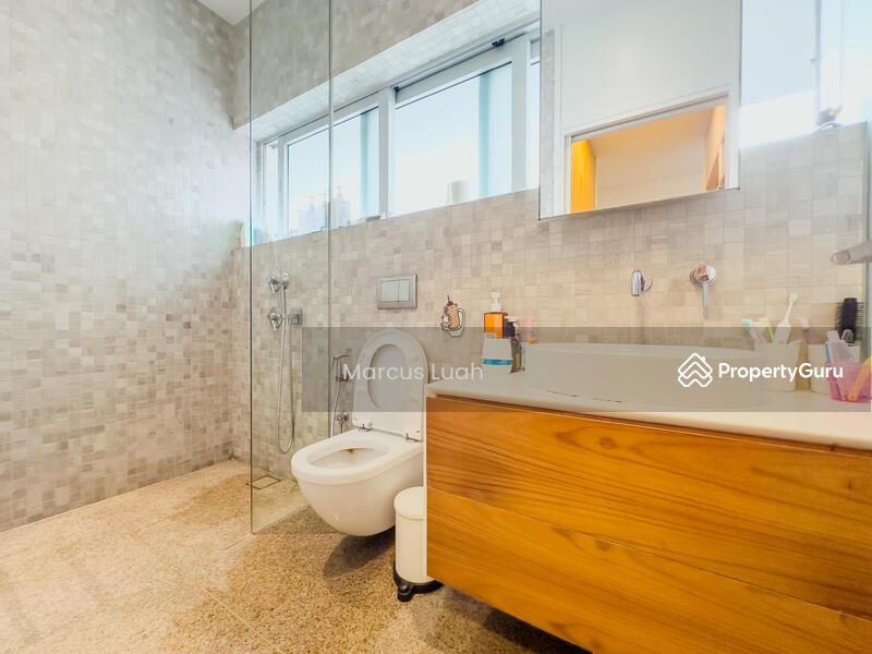 Semi-Detached for Sale: D23, 677706