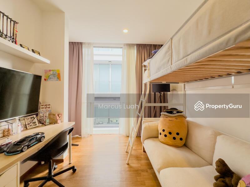 Semi-Detached for Sale: D23, 677706