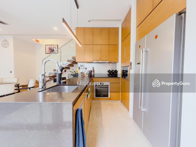 Semi-Detached for Sale: D23, 677706