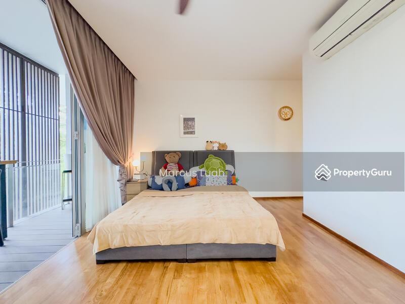 Semi-Detached for Sale: D23, 677706