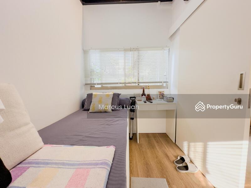 Semi-Detached for Sale: D23, 677706