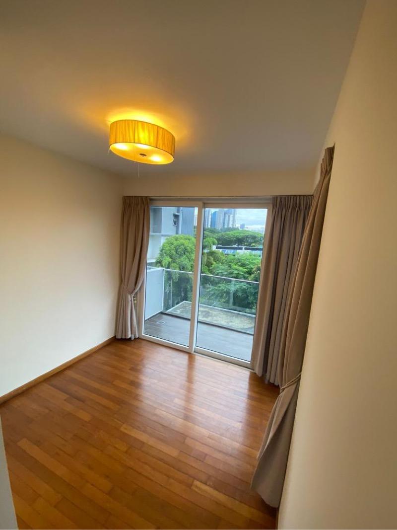 Prop-GPT: Condominium: D12  Suites @ Topaz