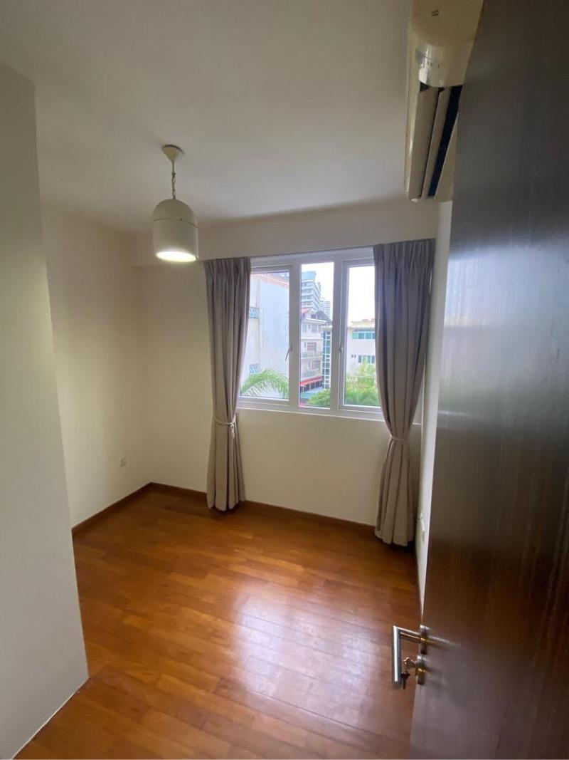 Suites @ Topaz Condominium For Sale, $950,000, 2 Bed 1 Bath 667 sqft $1,424.00 psf