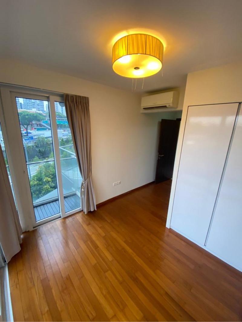 Suites @ Topaz Condominium For Sale, $950,000, 2 Bed 1 Bath 667 sqft $1,424.00 psf