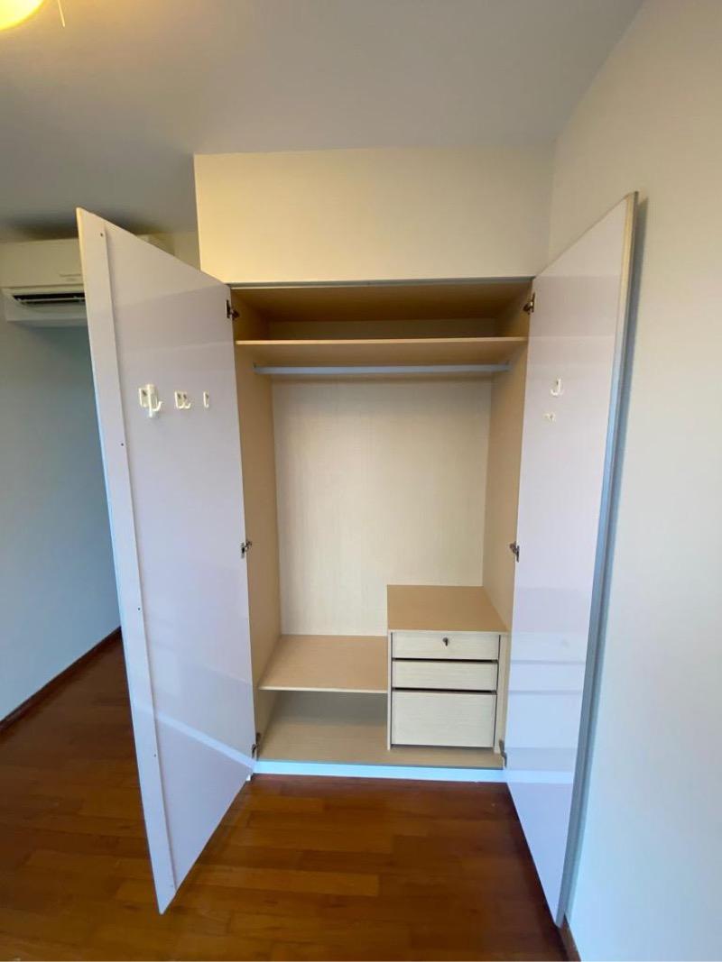 Suites @ Topaz Condominium For Sale, $950,000, 2 Bed 1 Bath 667 sqft $1,424.00 psf