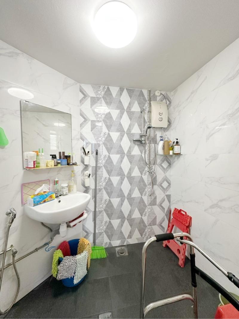 Condominium for Sale: D22, 600124