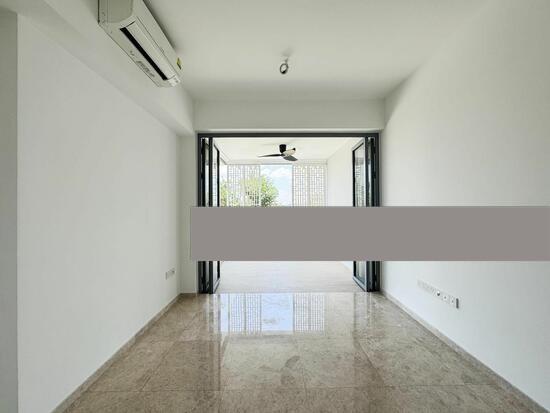 One Holland Village Residences Condominium For Sale, $2,300,000, 2 Bed 2 Bath 829 sqft $2,774.00 psf