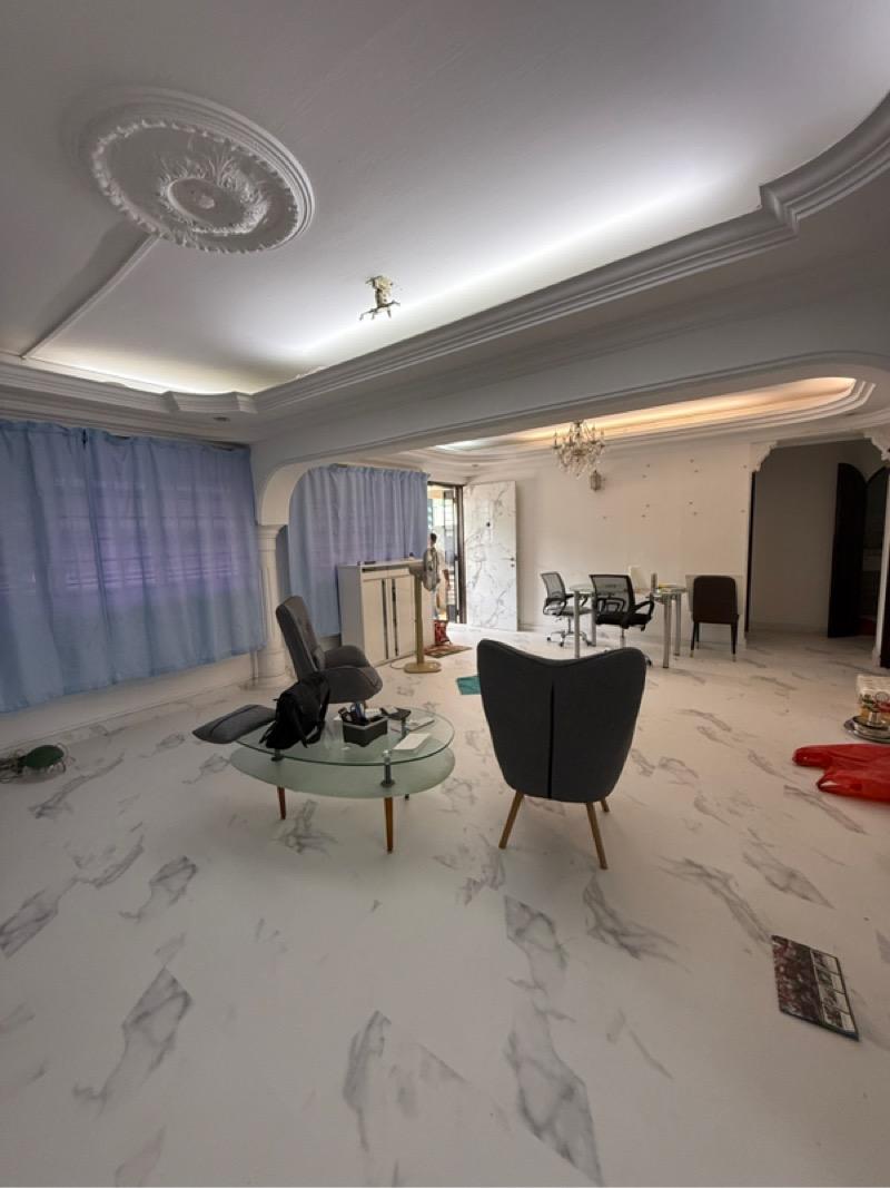 Prop-GPT: HDB Apartment: D27 Yishun 932 Yishun Central 1