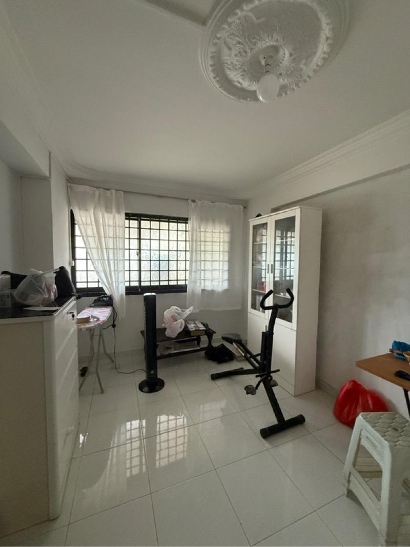 HDB Apartment for Sale. 