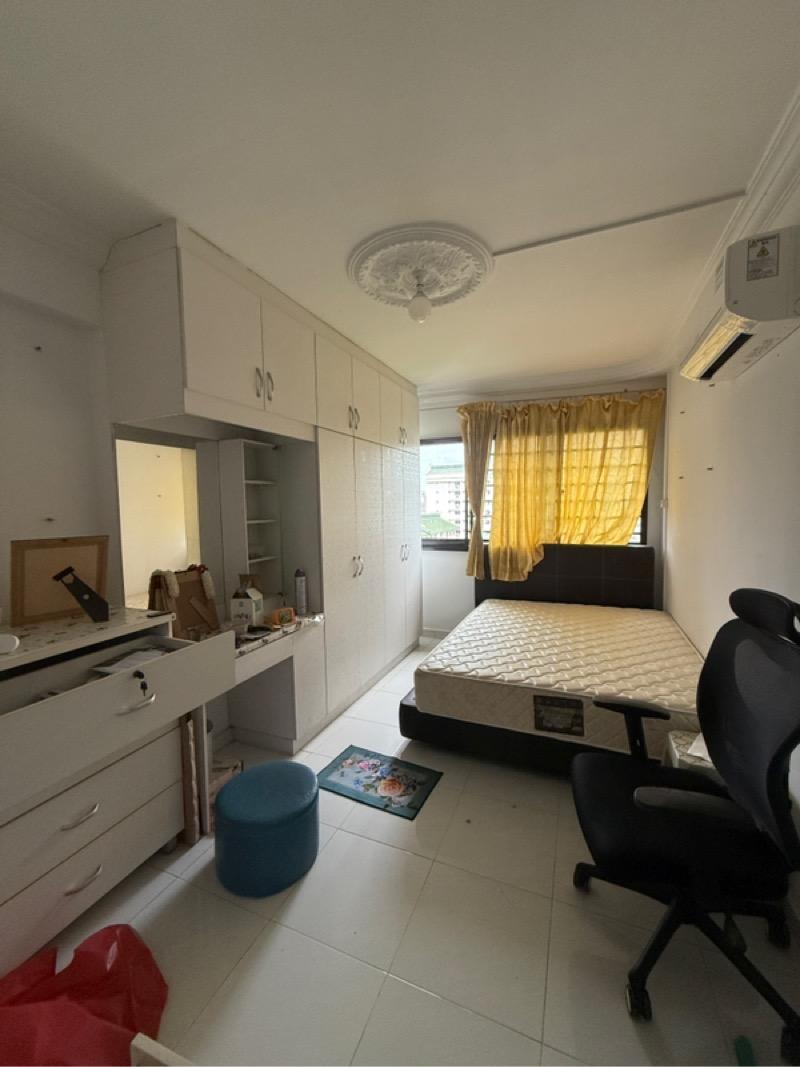 HDB Apartment for Sale. 