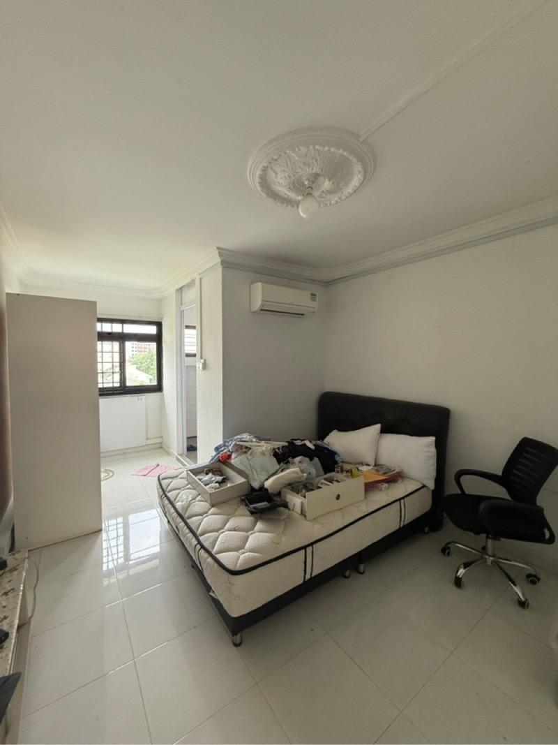 HDB Apartment for Sale. 