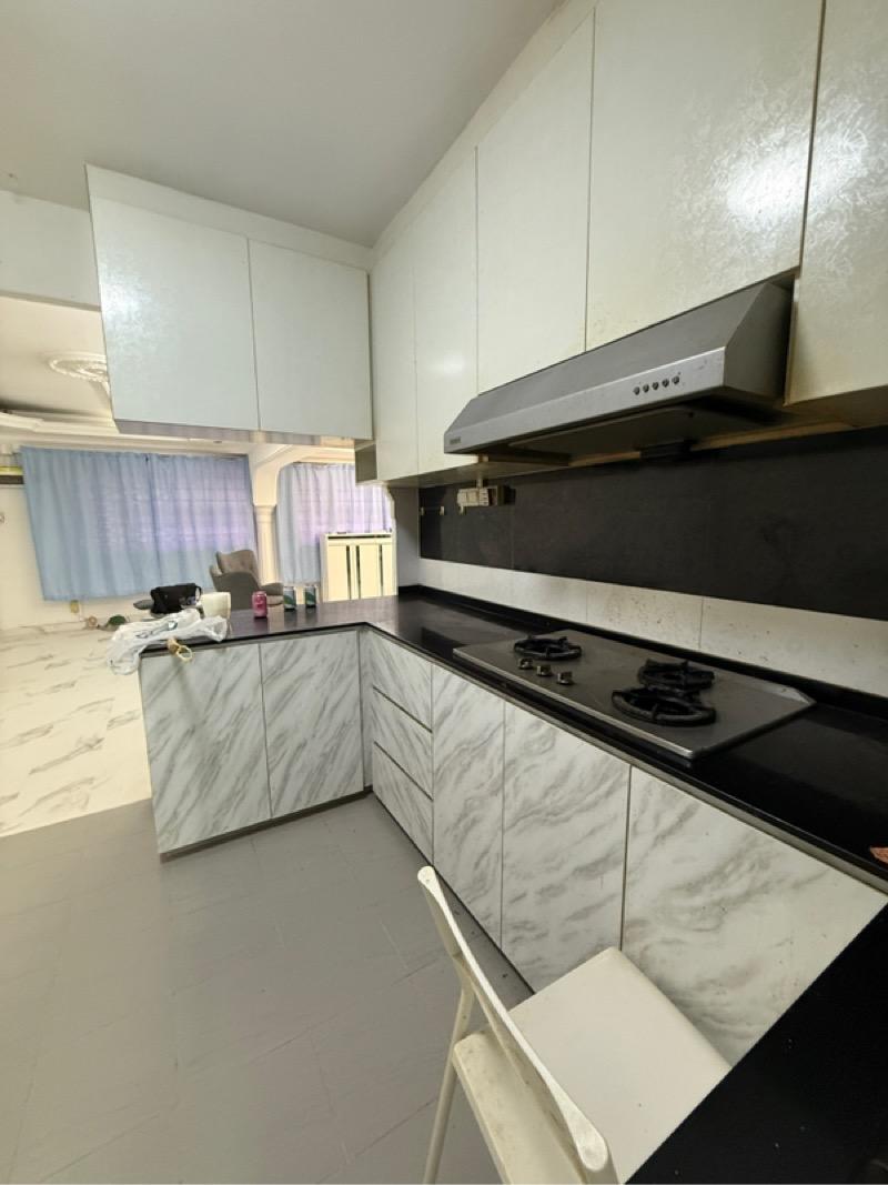 HDB Apartment for Sale. 