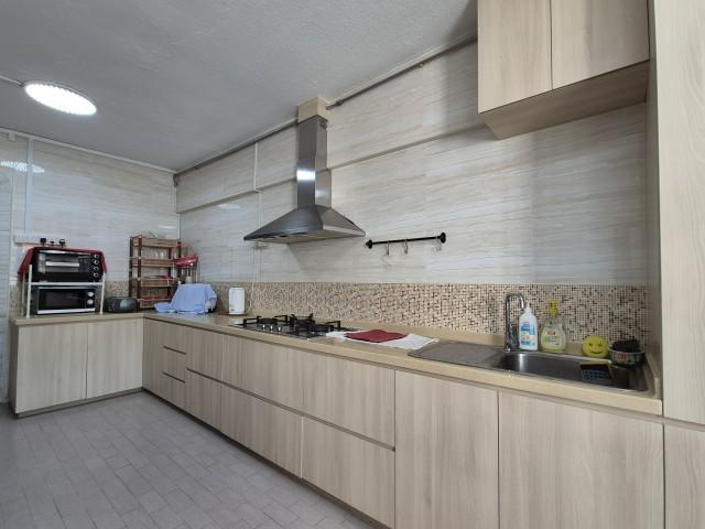 HDB Apartment for Sale. 