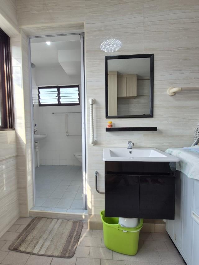 HDB Apartment for Sale. 