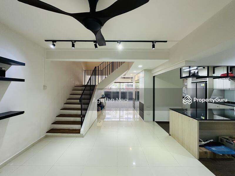 122 Bukit Batok Central