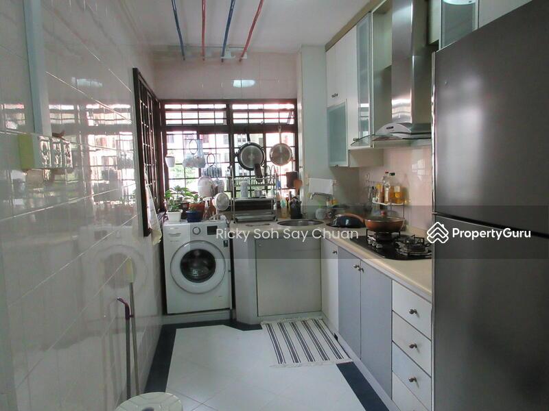 HDB Flat for Sale: D27, 750475