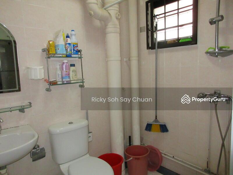 HDB Flat for Sale: D27, 750475