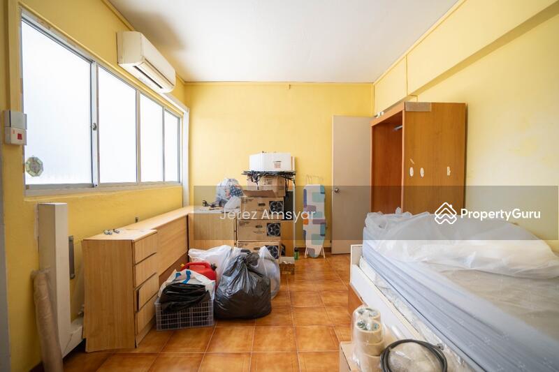 HDB Flat for Sale, 903 Tampines Avenue 4, SGD 830,000 | 99-year lease